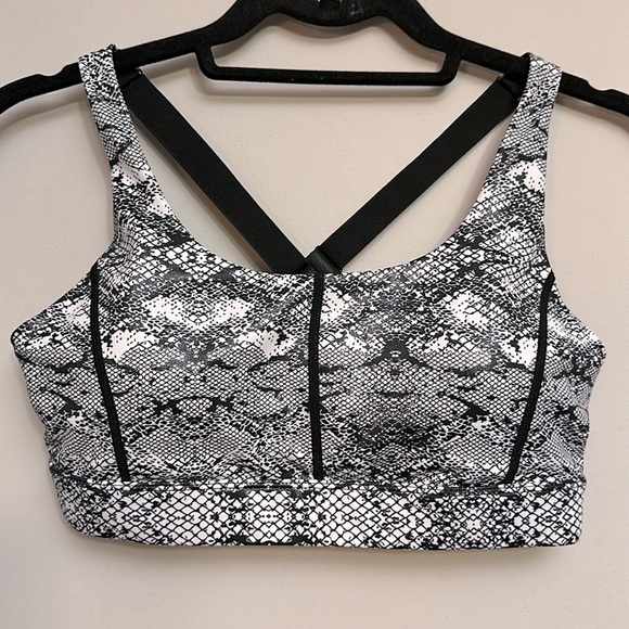 ZYIA Light n Tight Sports Bra, Metallic Cobra Snake Print X Back Straps, B&W, L - Picture 5 of 7